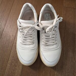 Primury Unisex White Sneakers 39